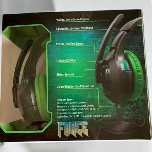 Gaming Headphones w/Microphone - Picture 5 of 6